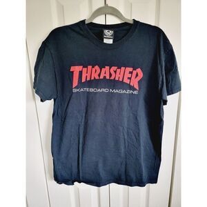 Thrasher Men T-Shirt M Black Red Logo Graphic Magazine Vintage Skateboarding Tee